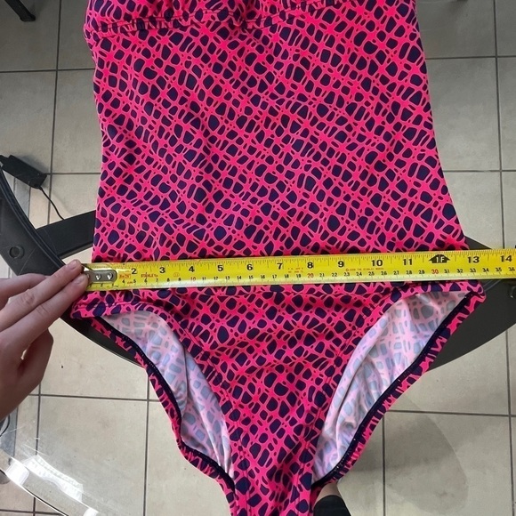 Nike One Piece Halter Top Swimsuit geometric Pink and Blue, Athletic Size Medium - Picture 3 of 11